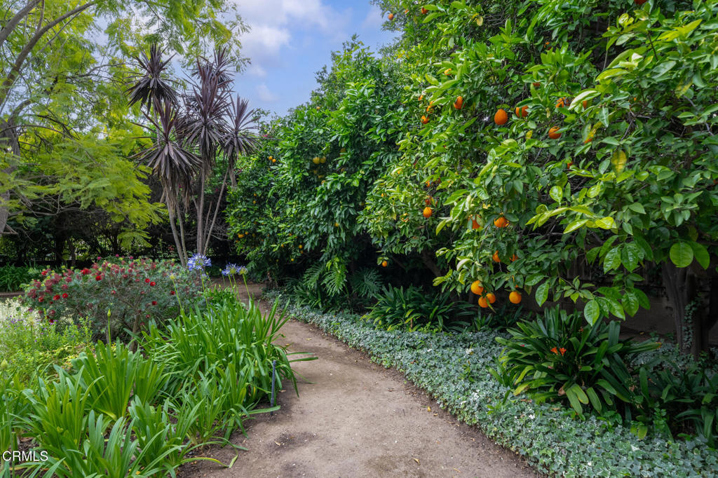 2004 Glenview Terrace