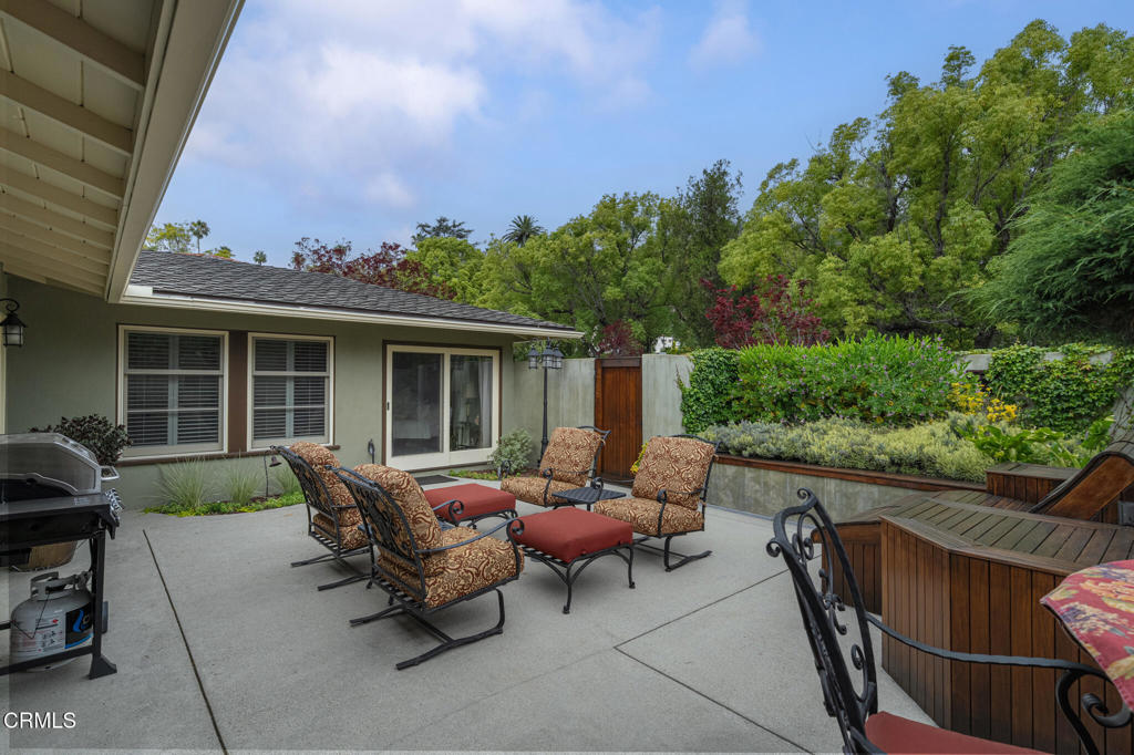 2004 Glenview Terrace