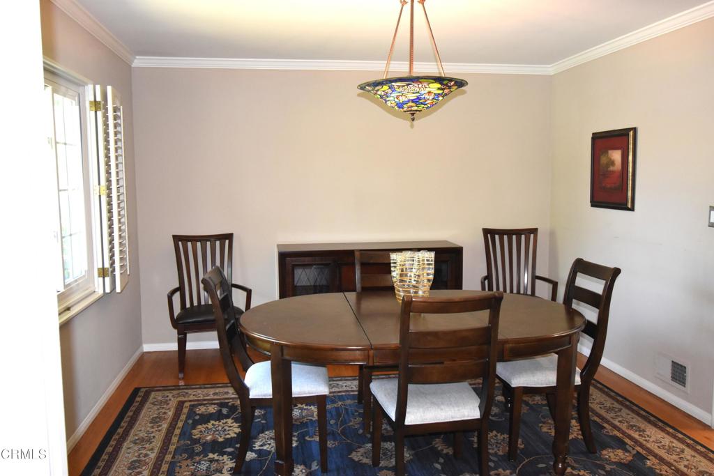 841 W Roses Road
