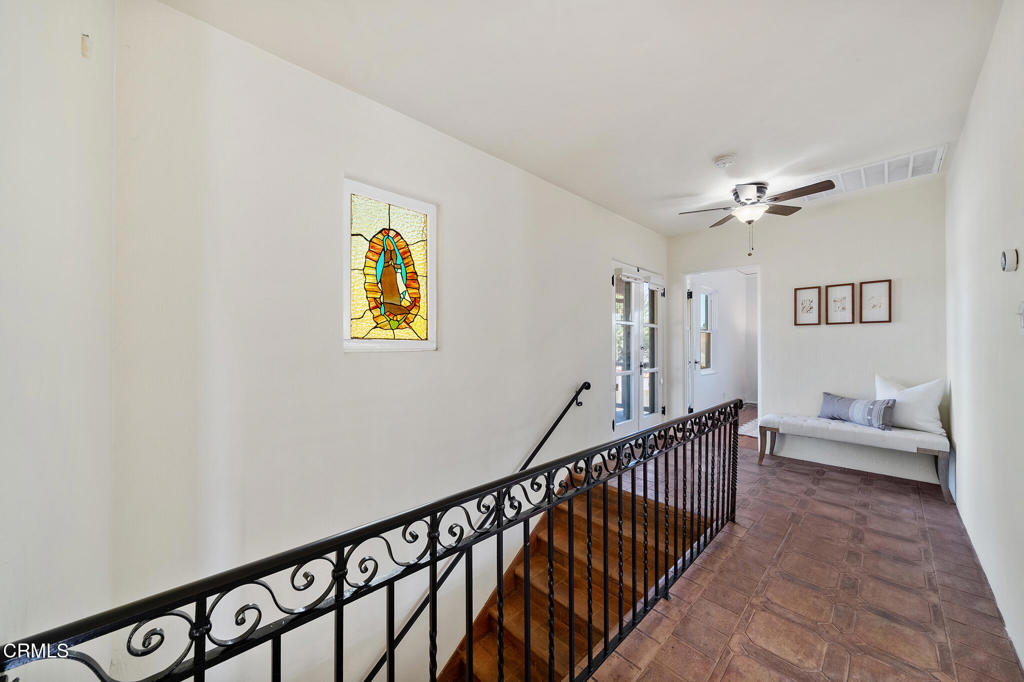 620 W Roses Road