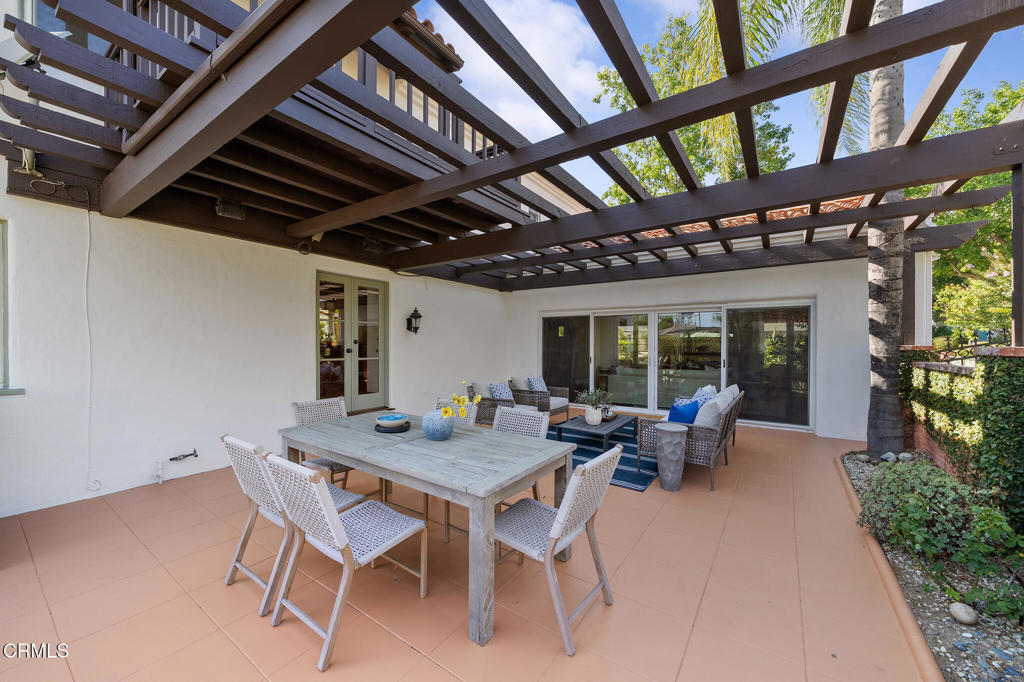 620 W Roses Road