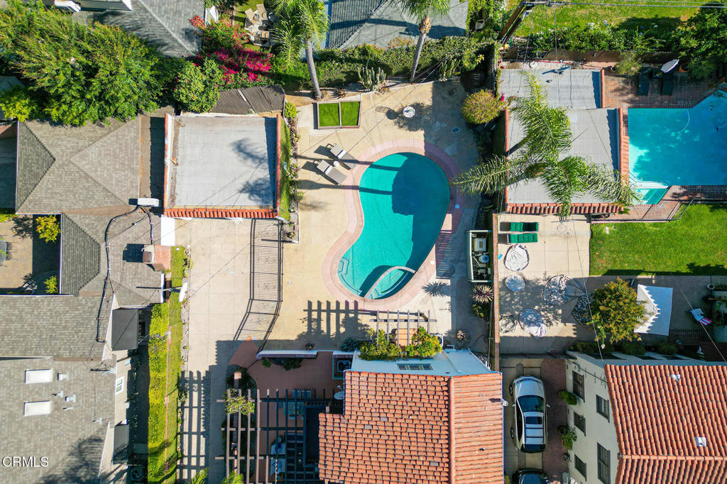 620 W Roses Road