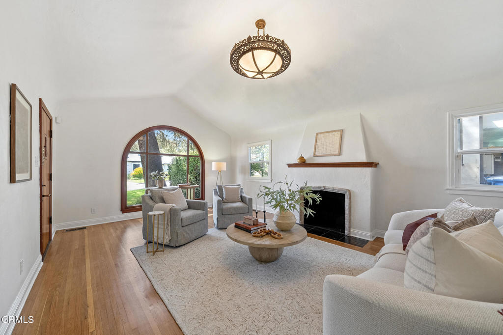 2370 Catherine Road