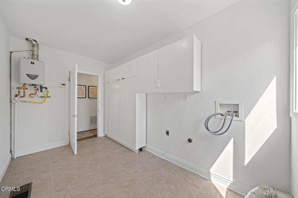 2370 Catherine Road