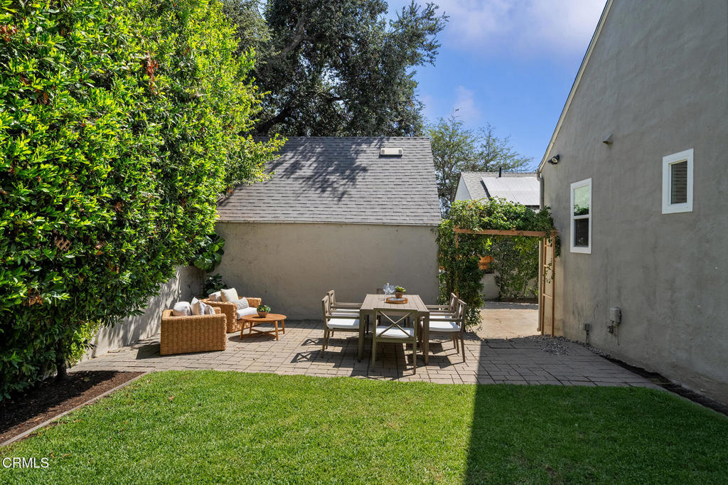 2370 Catherine Road