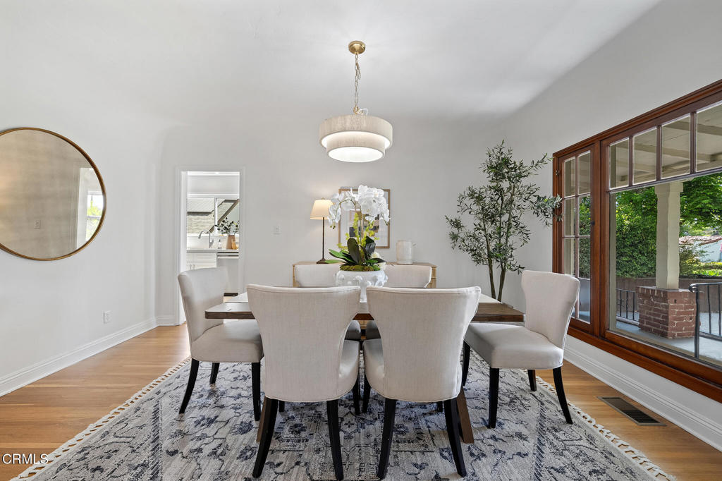 2370 Catherine Road