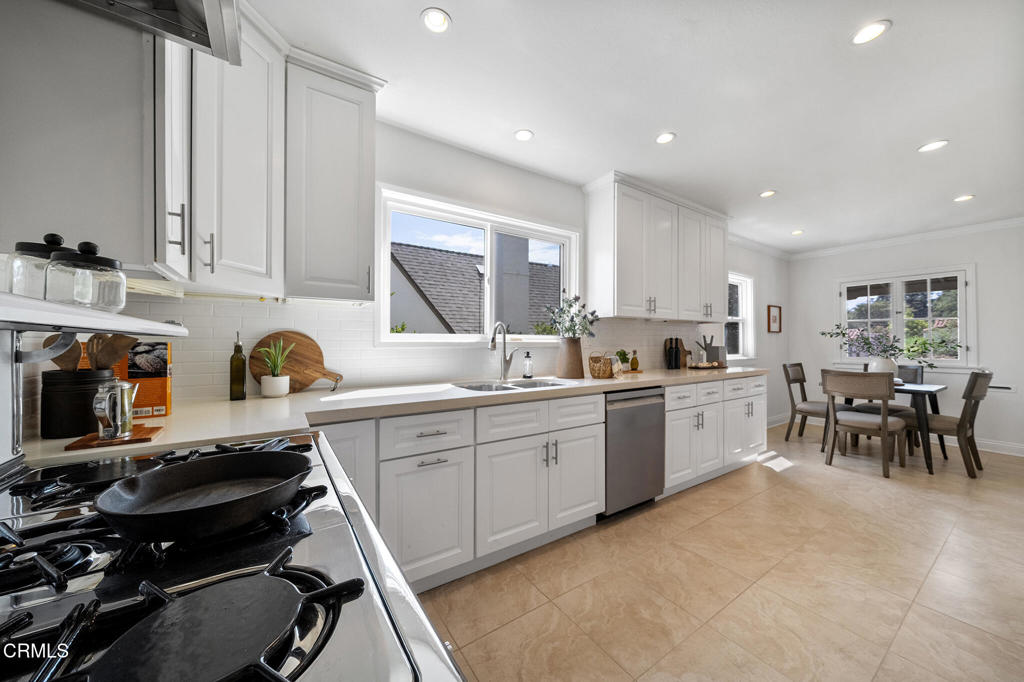 2370 Catherine Road