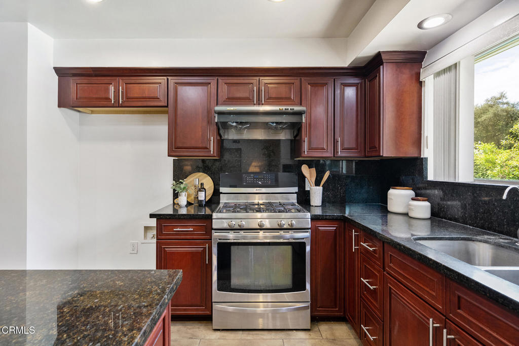 1105 Alhambra Road