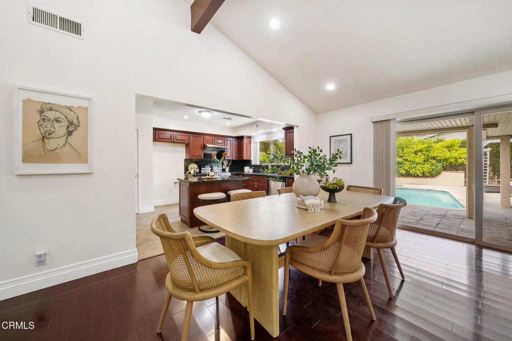 1105 Alhambra Road