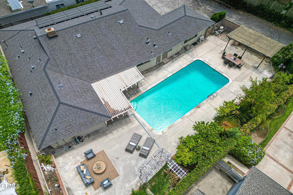 1105 Alhambra Road