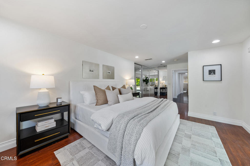 1105 Alhambra Road