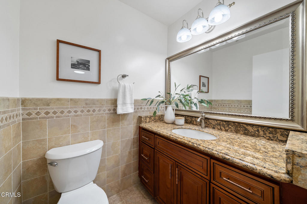 1105 Alhambra Road