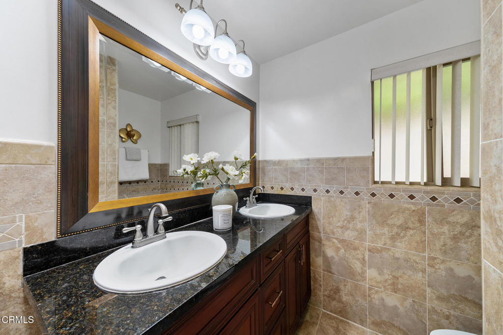 1105 Alhambra Road