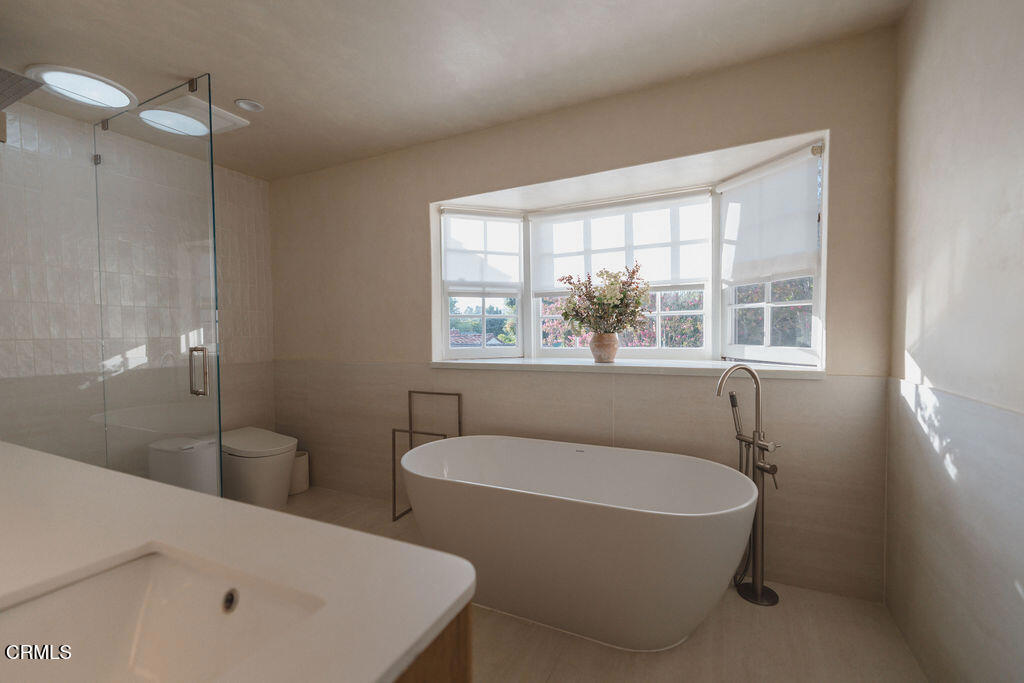 1259 Roanoke Road