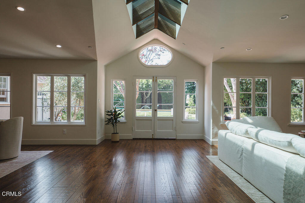 1259 Roanoke Road