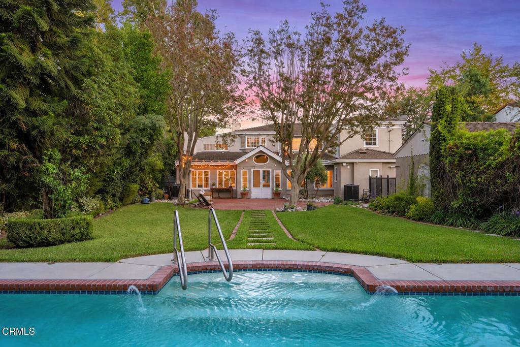 1259 Roanoke Road