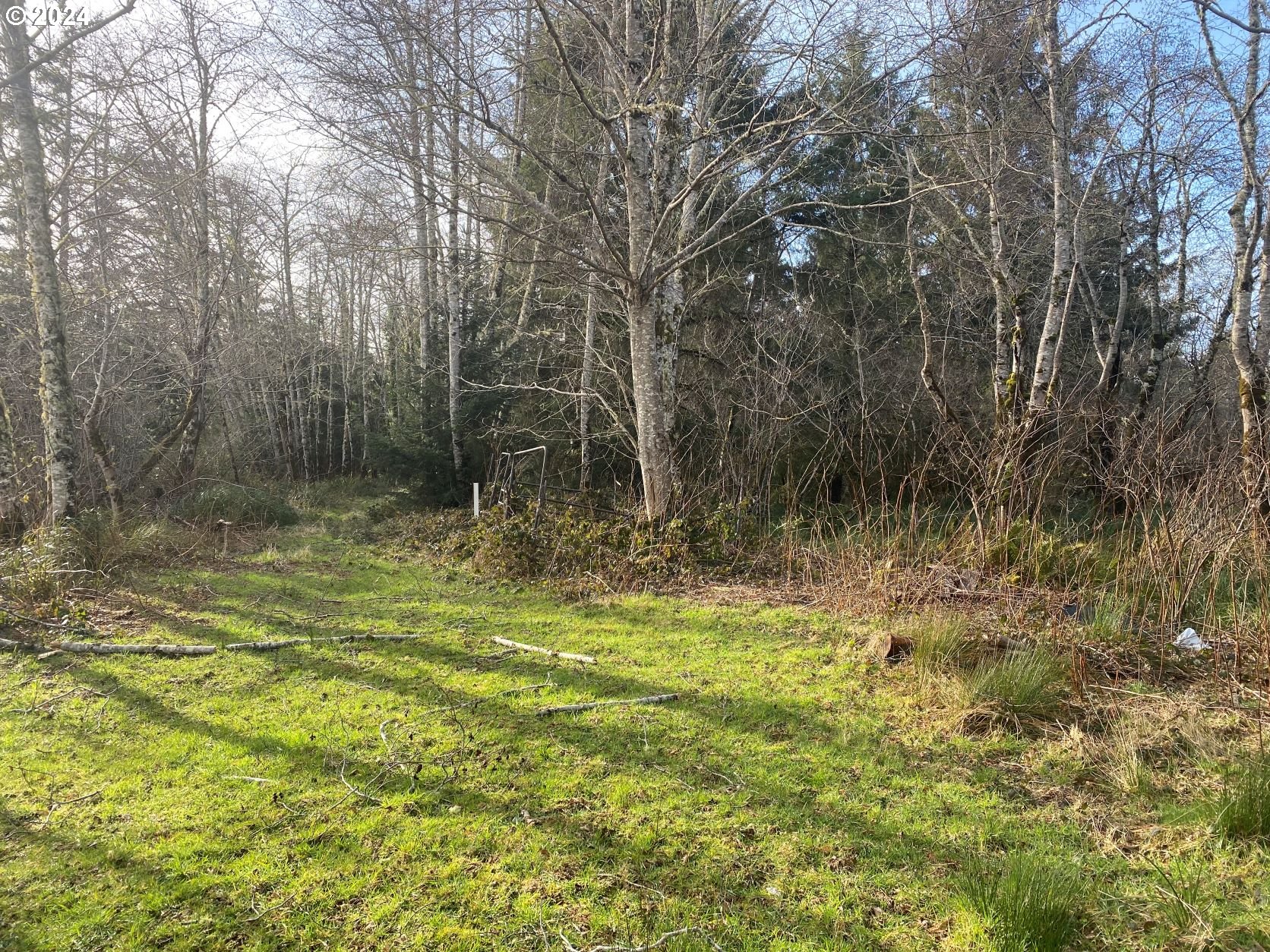 Hawkins Rd