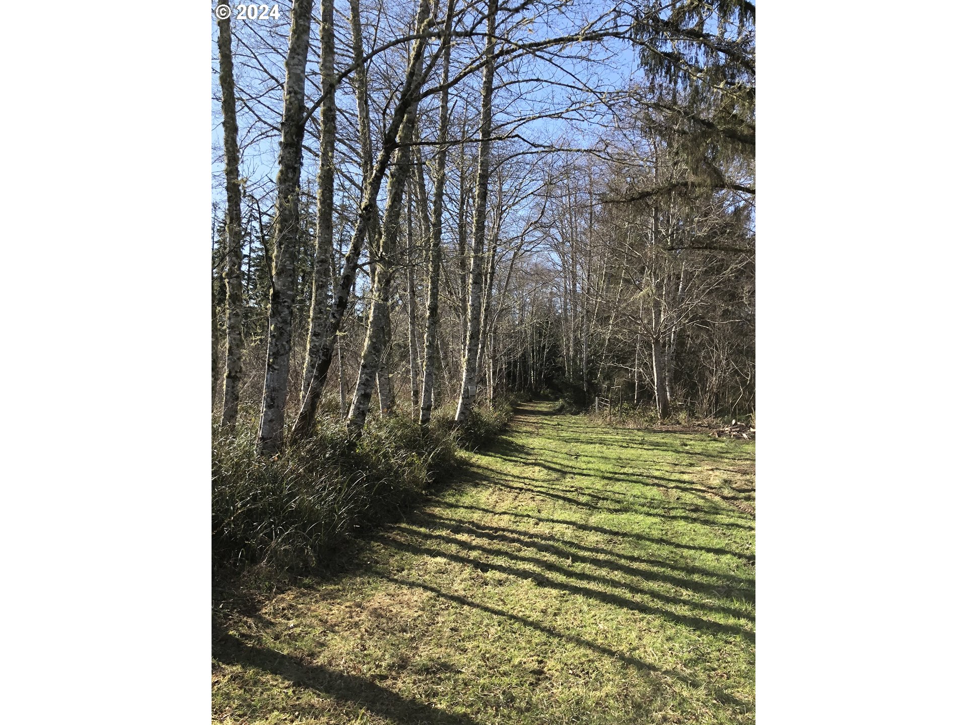 Hawkins Rd