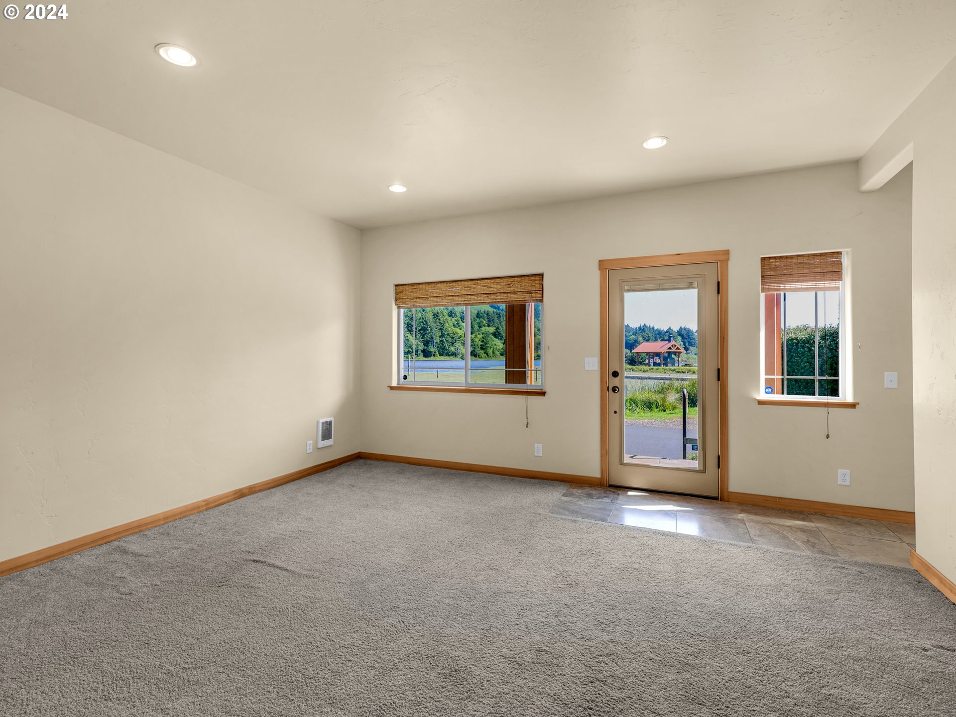 970 PANSY CT