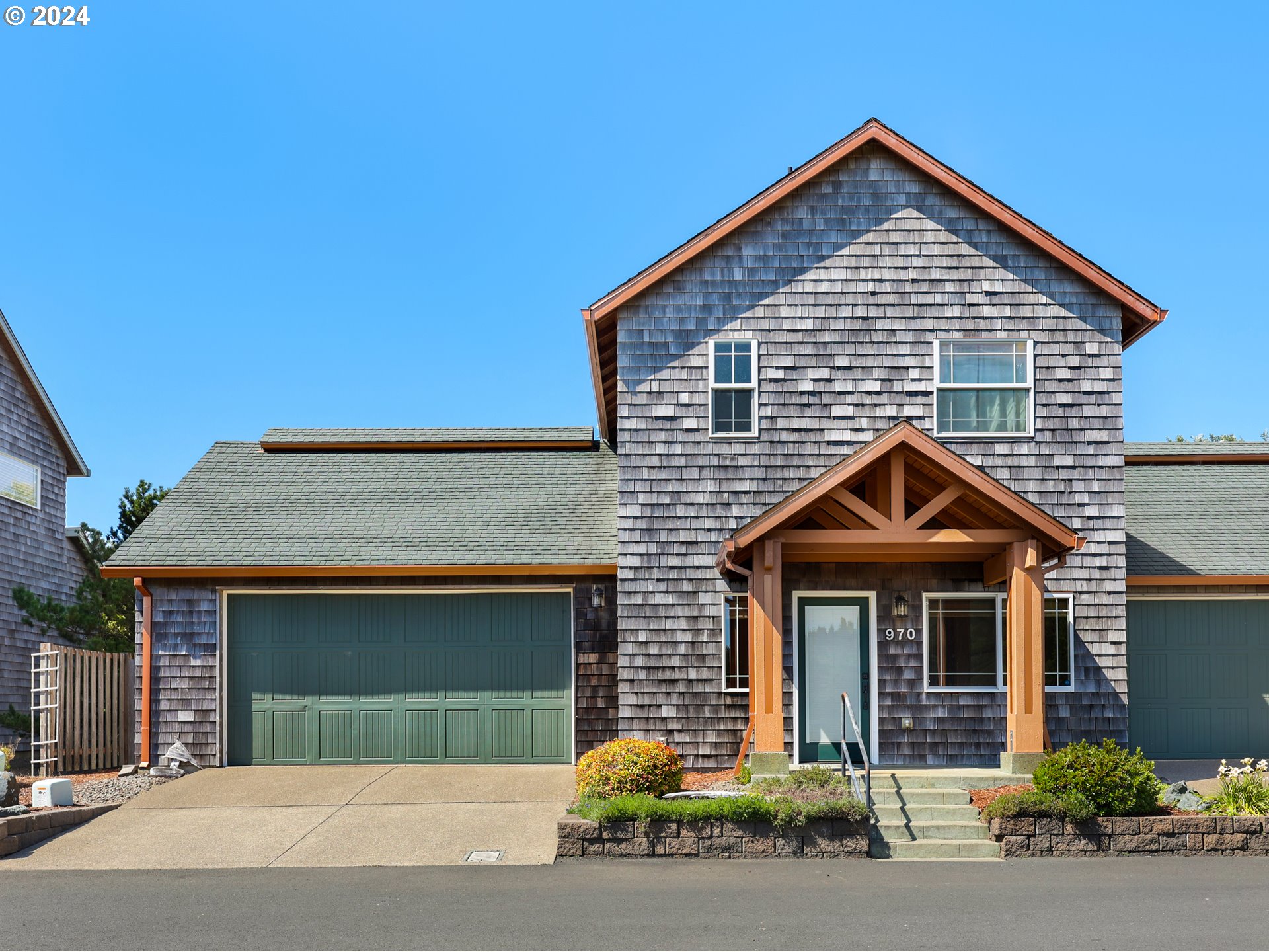 970 PANSY CT