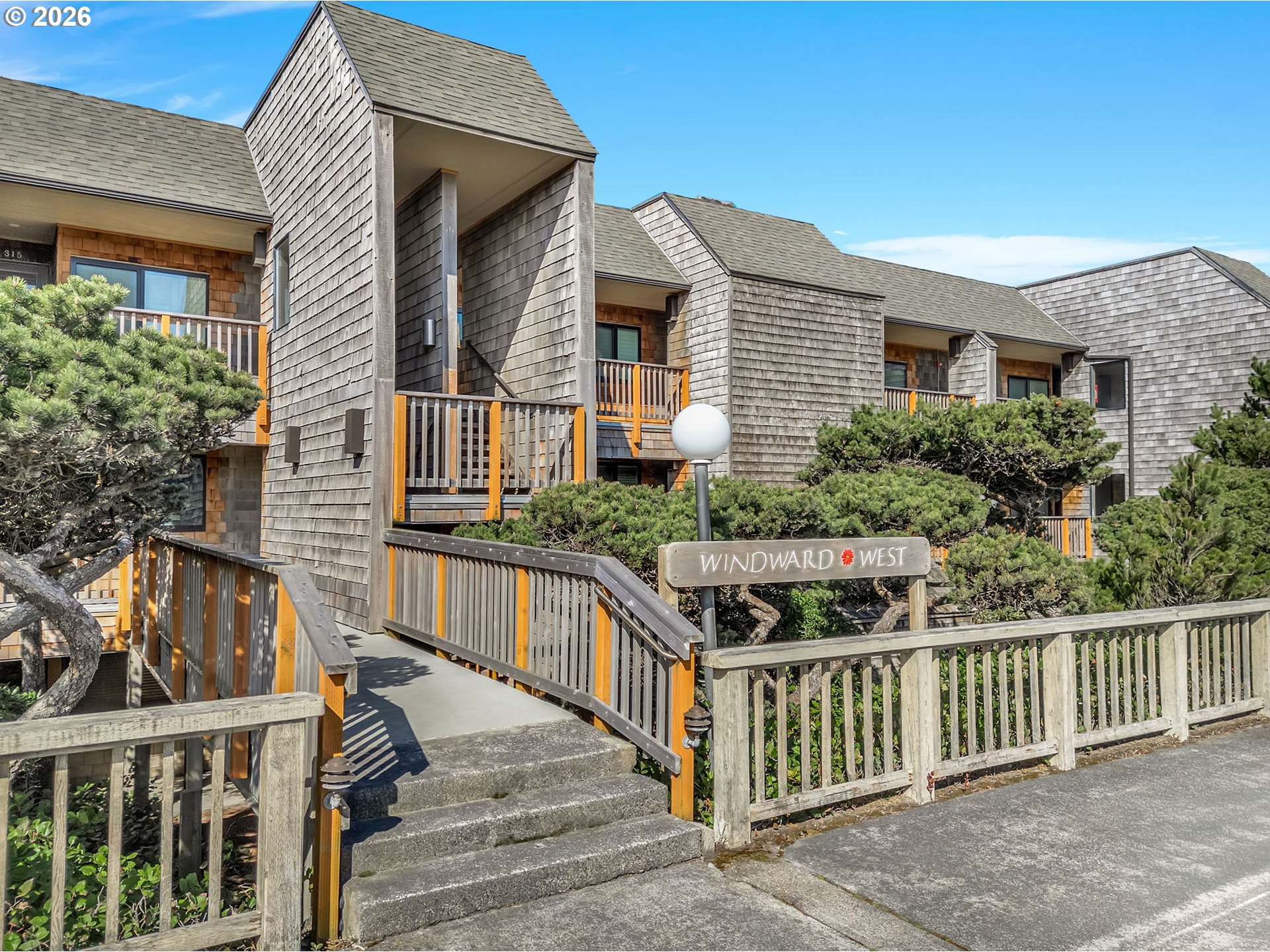 856 NEACOXIE BLVD 304
