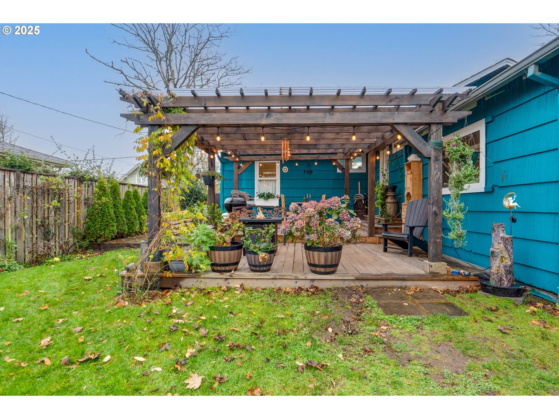 820 12TH AVE