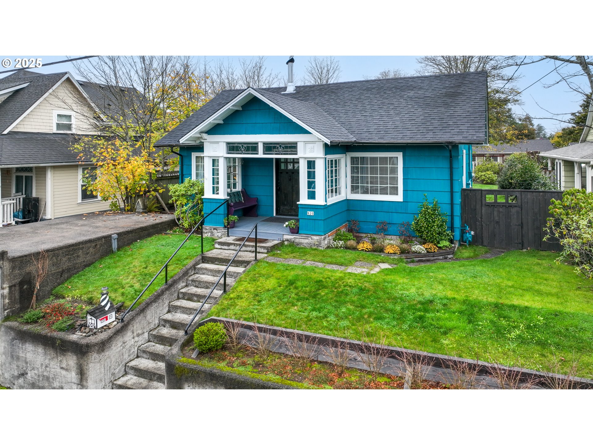 820 12TH AVE