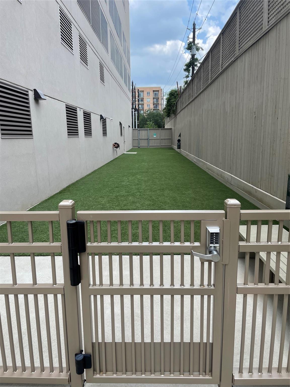 5656 San Felipe Street # 1301