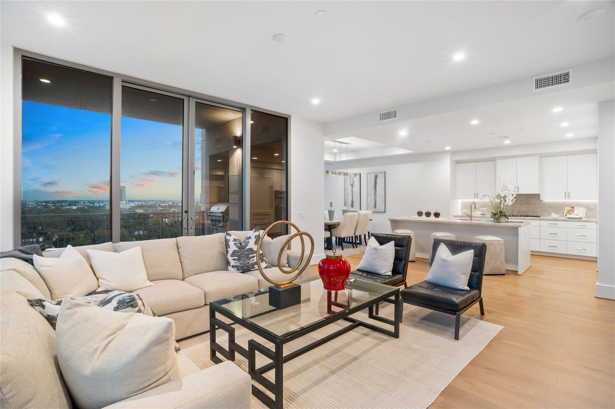 5656 San Felipe Street # 1301