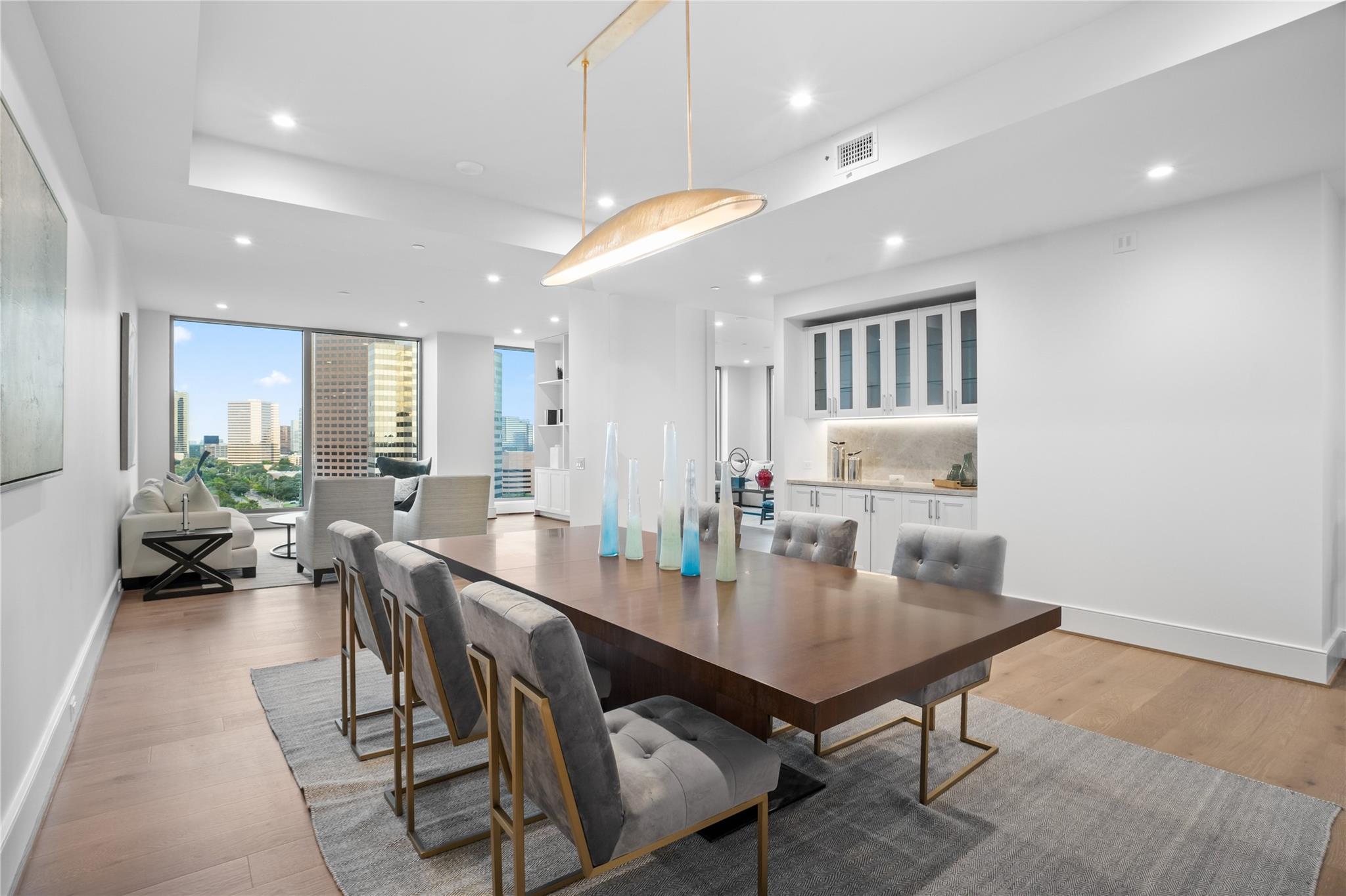 5656 San Felipe Street # 1301