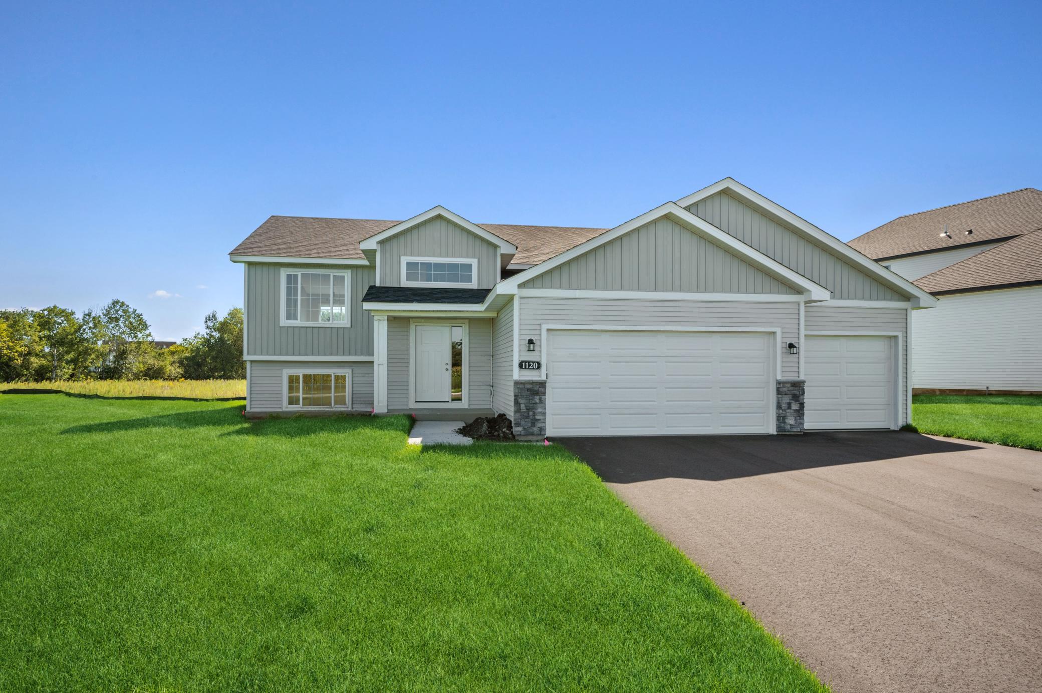 12112 40th Avenue SE