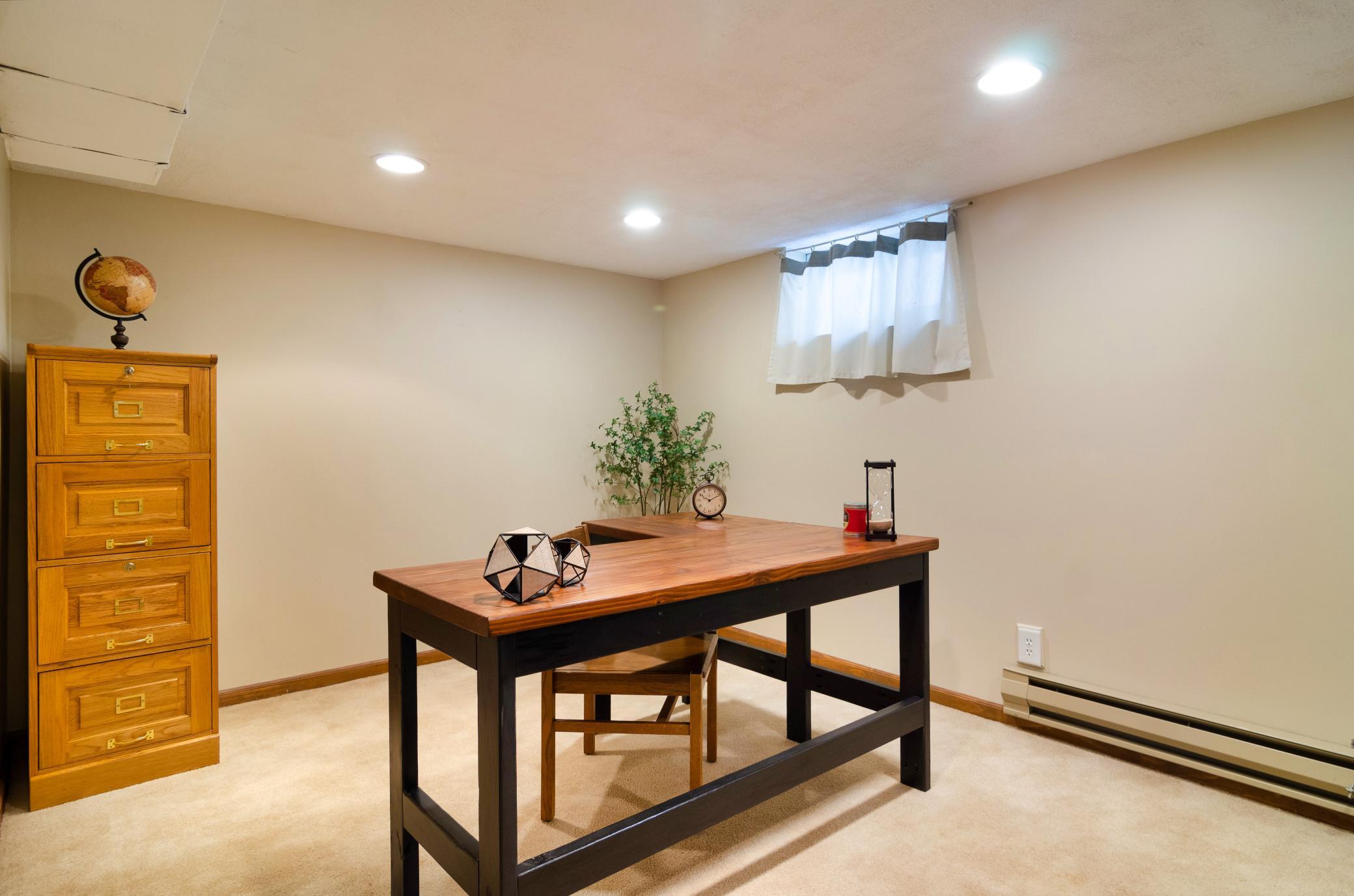 4413 Welcome Avenue N