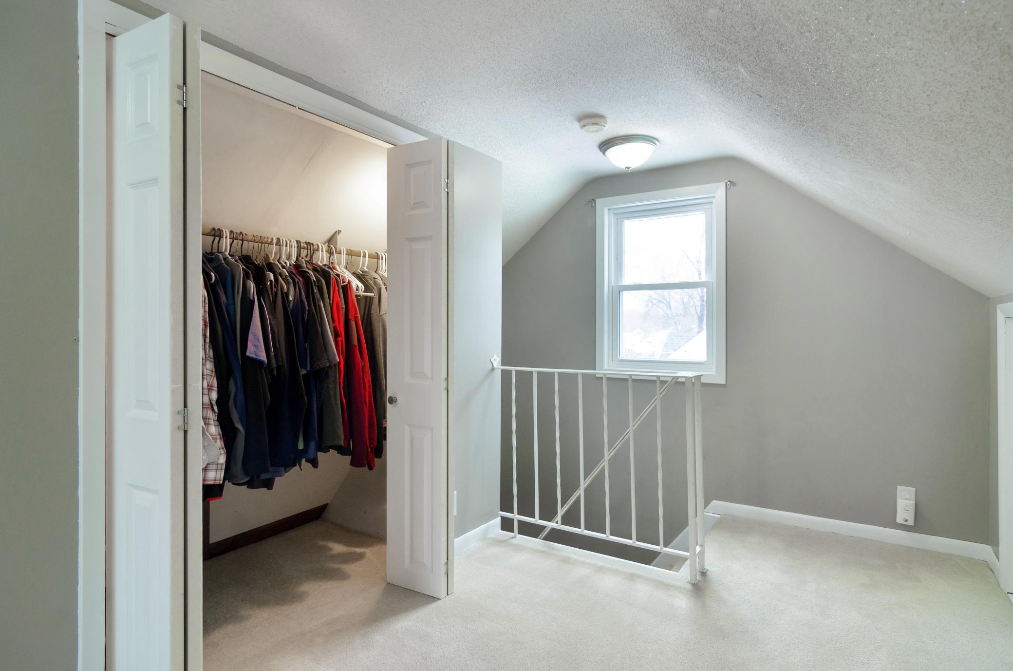 4413 Welcome Avenue N