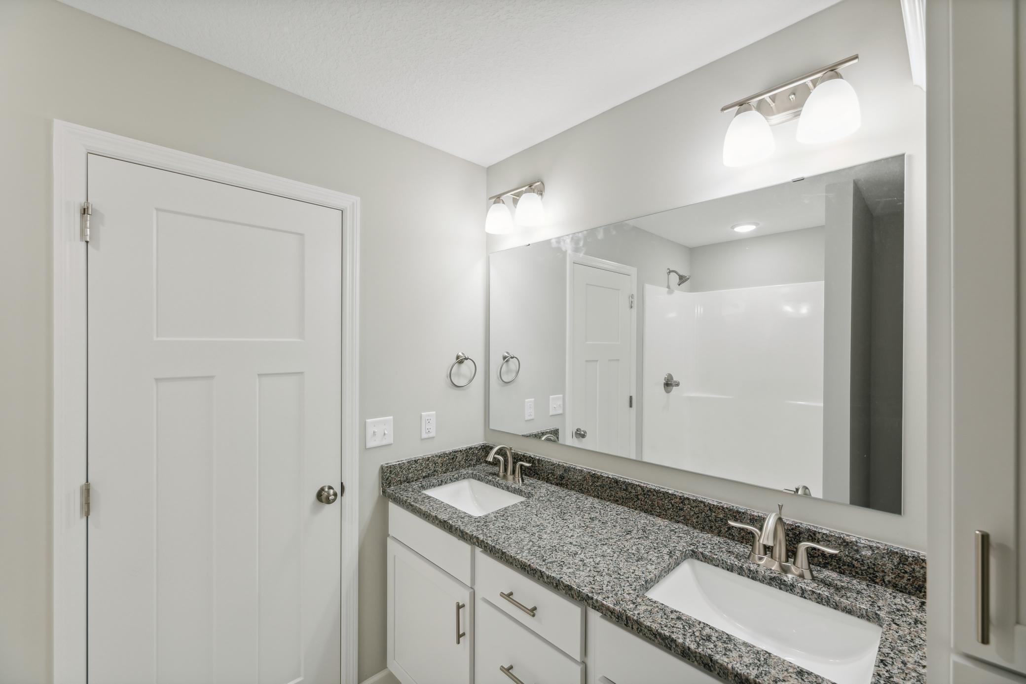 1333 Oak Ridge Street