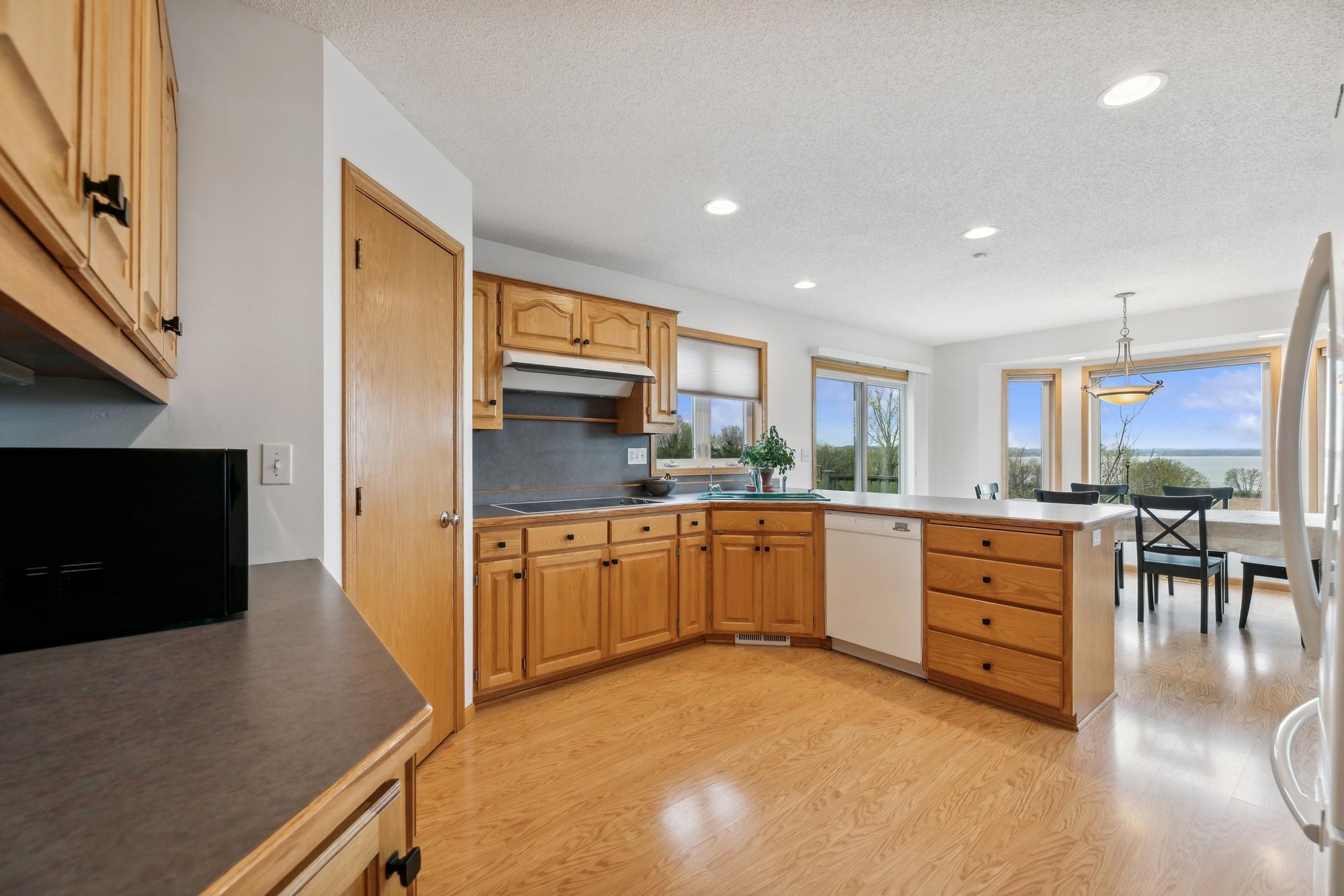 101 Sunrise Heights Circle