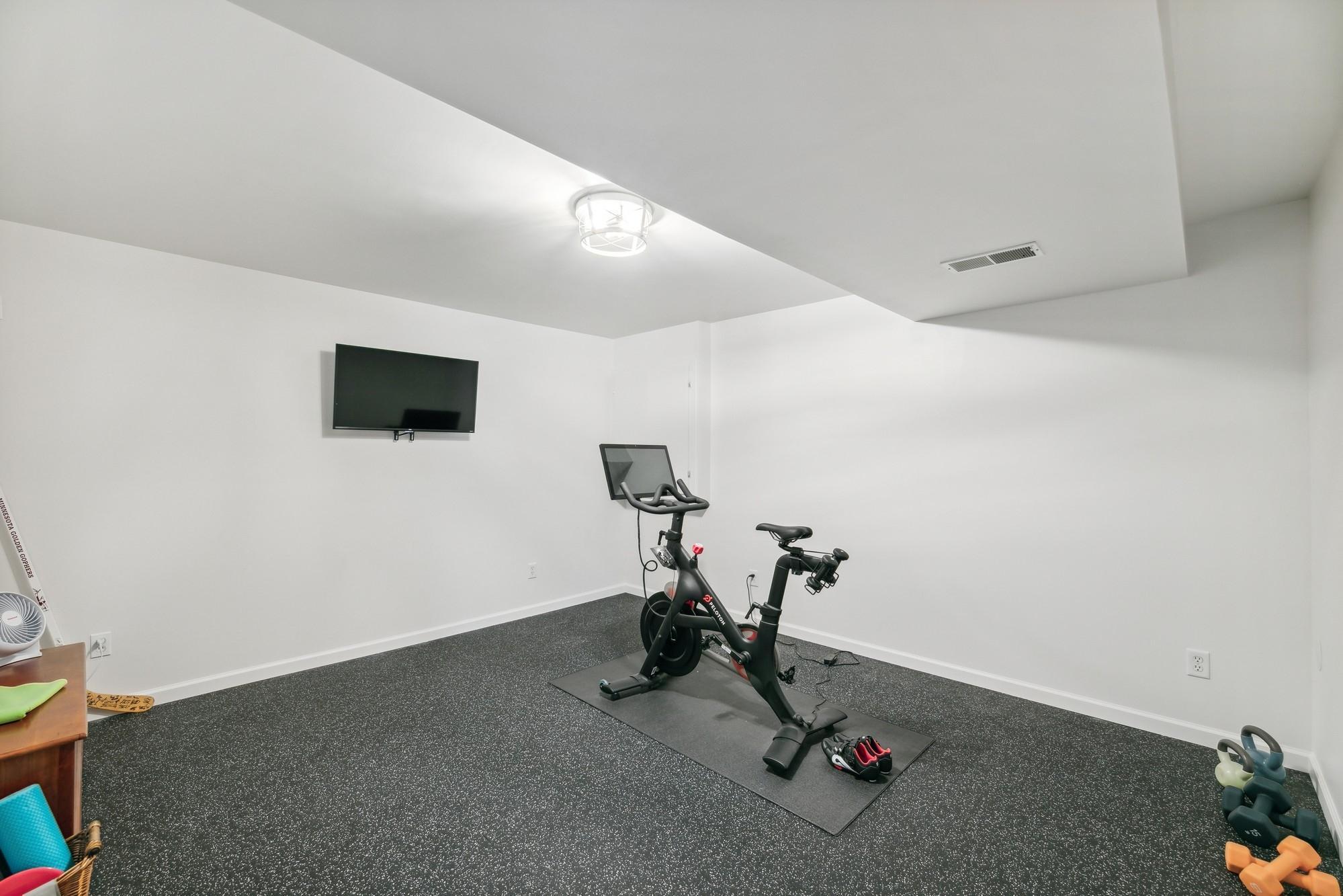 101 Sunrise Heights Circle