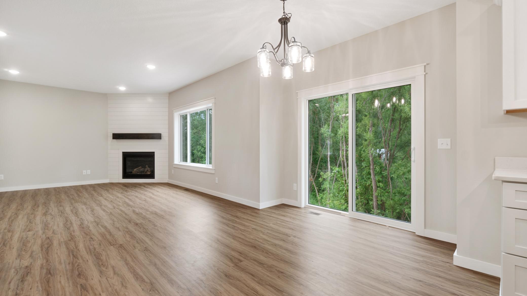 1342 Oak Ridge Street NE