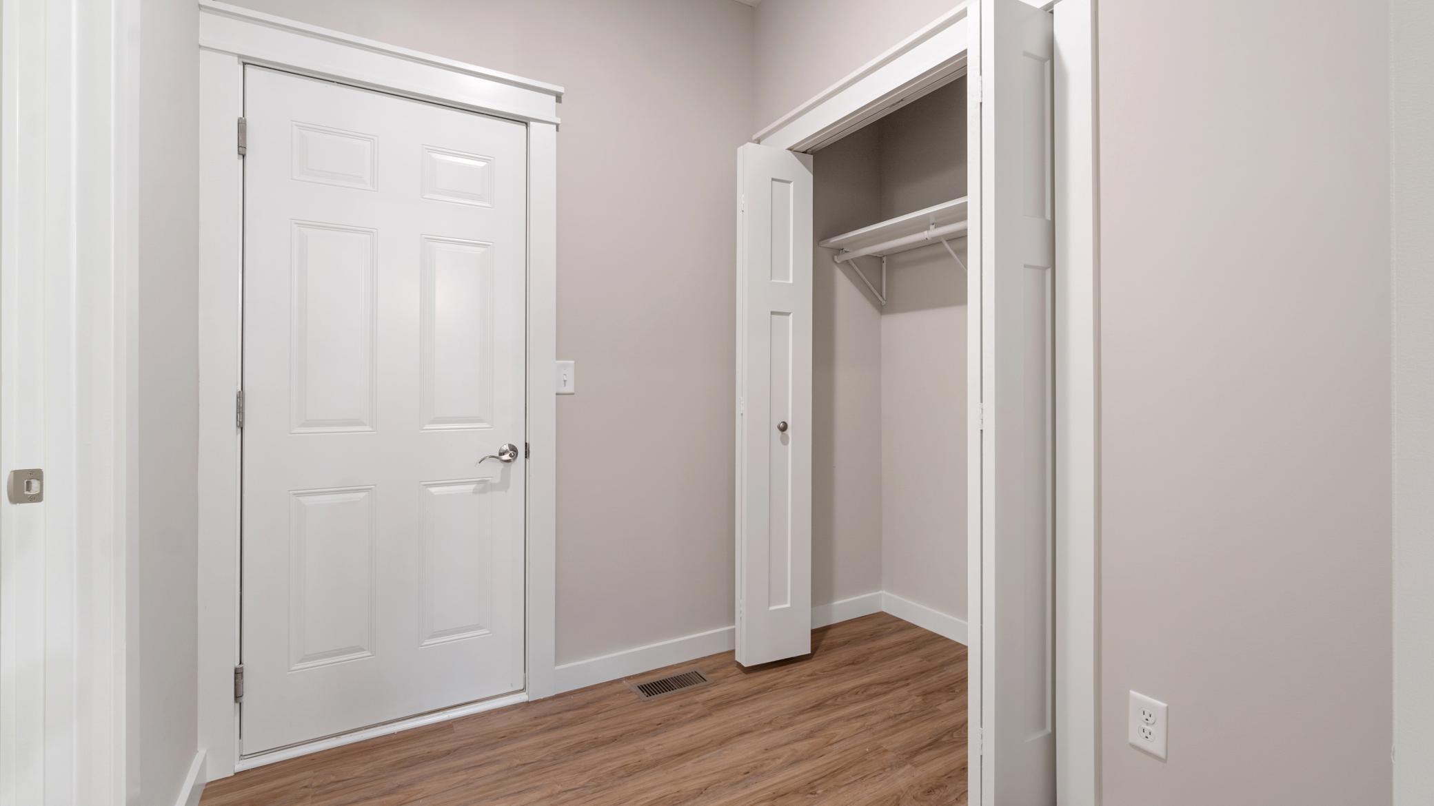 1342 Oak Ridge Street NE