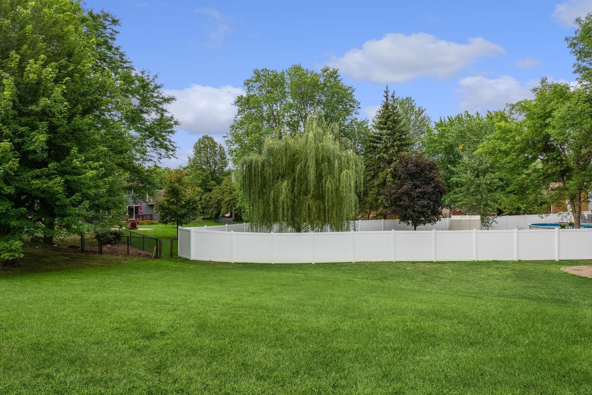 11459 Pheasant Lane N