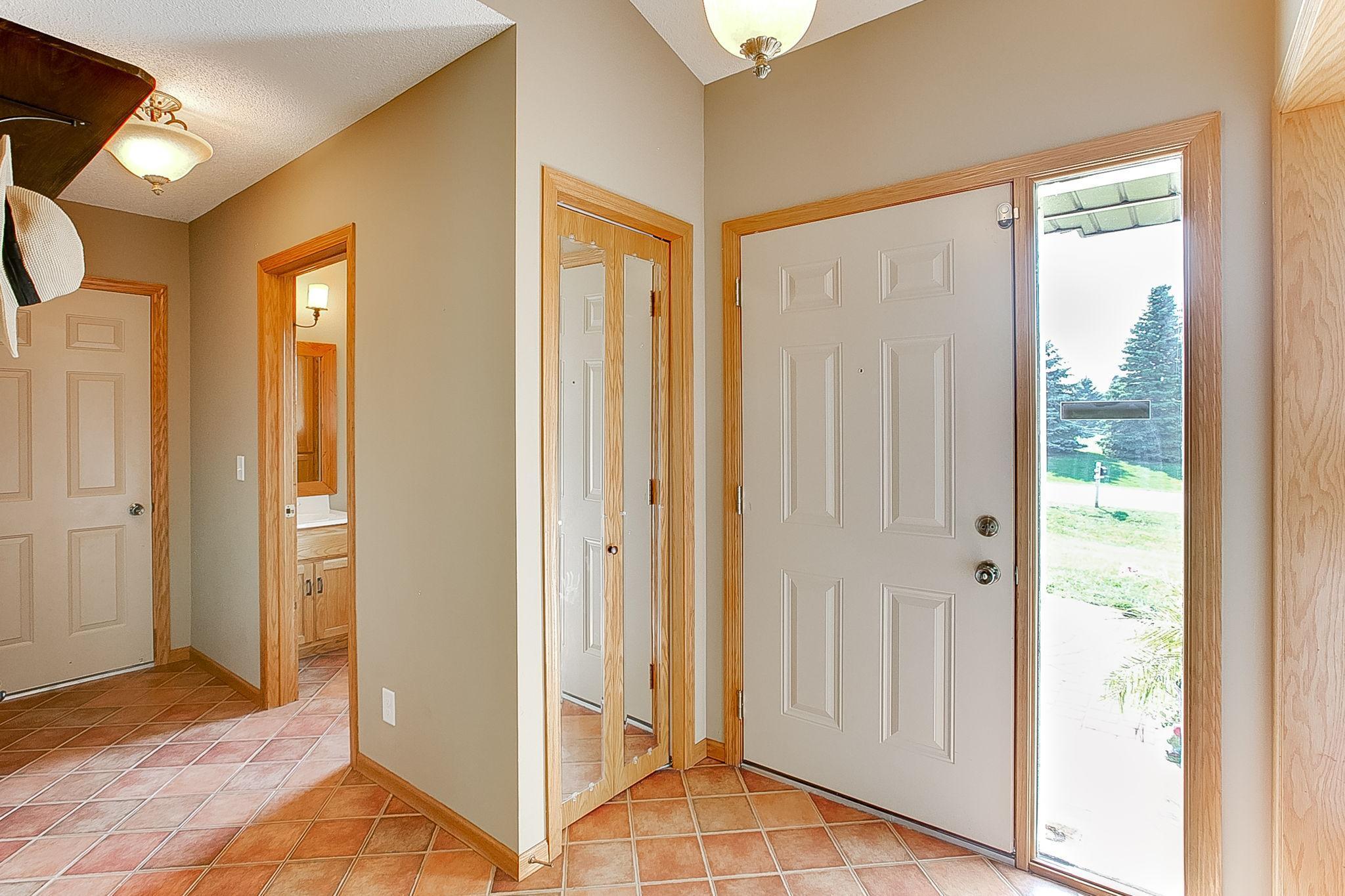 1086 James Avenue NE