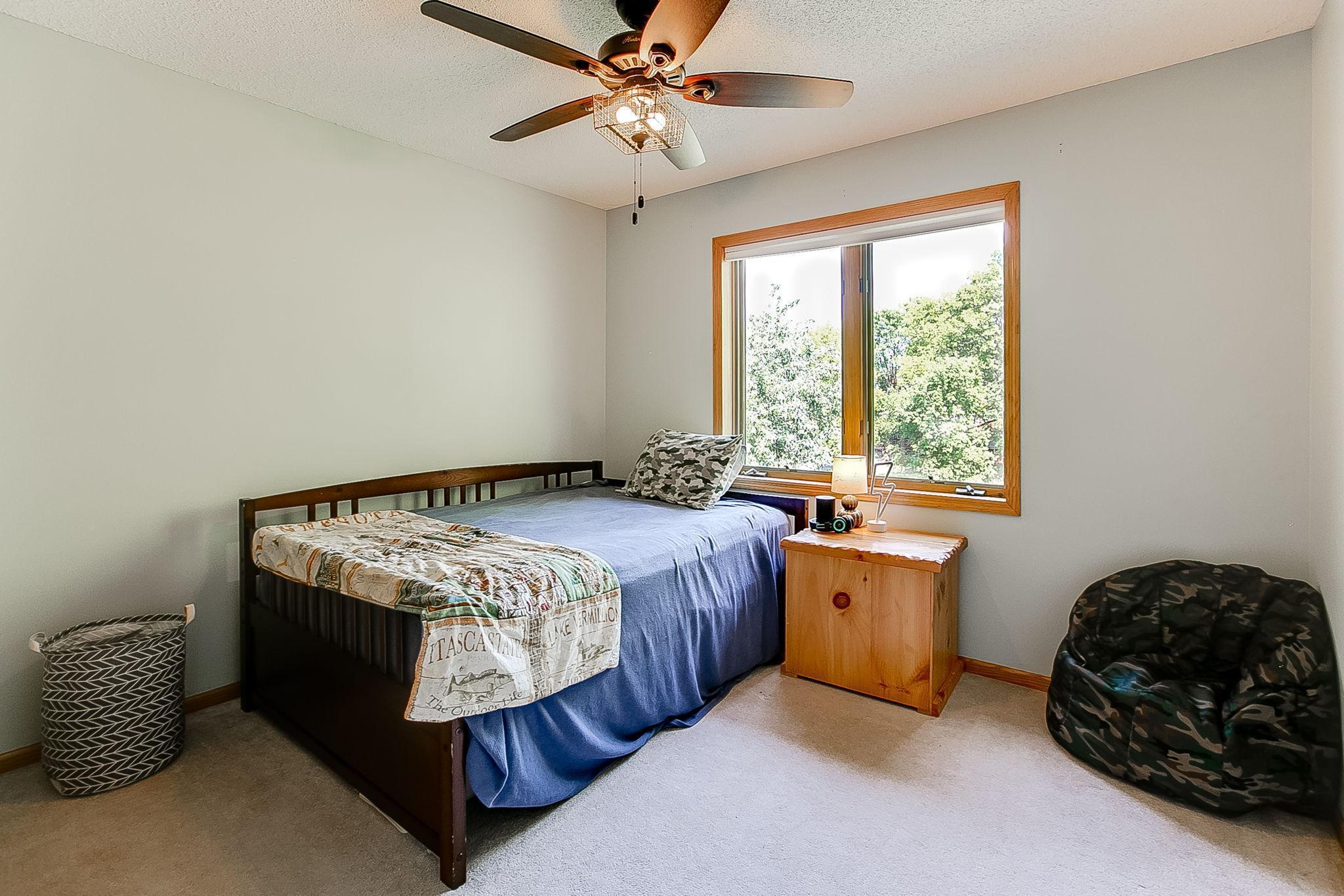 1086 James Avenue NE