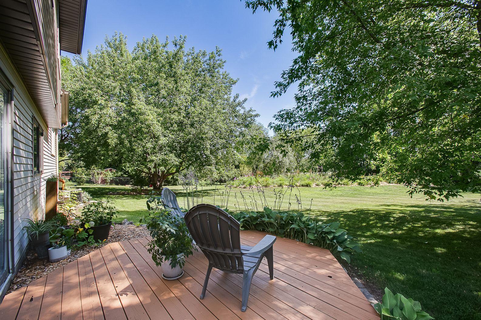 1086 James Avenue NE