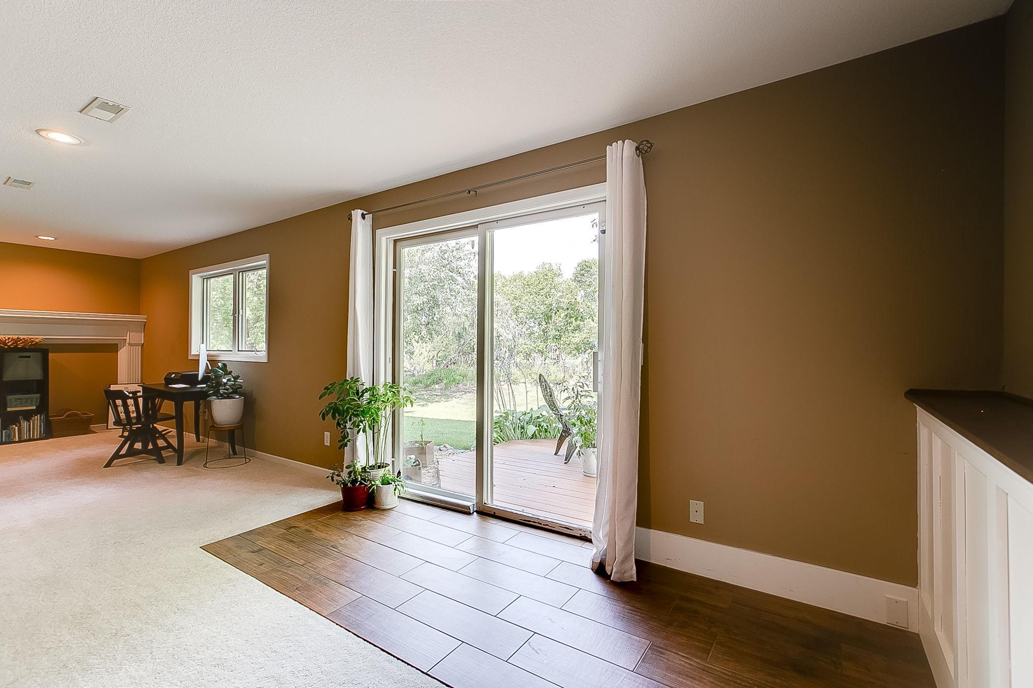 1086 James Avenue NE