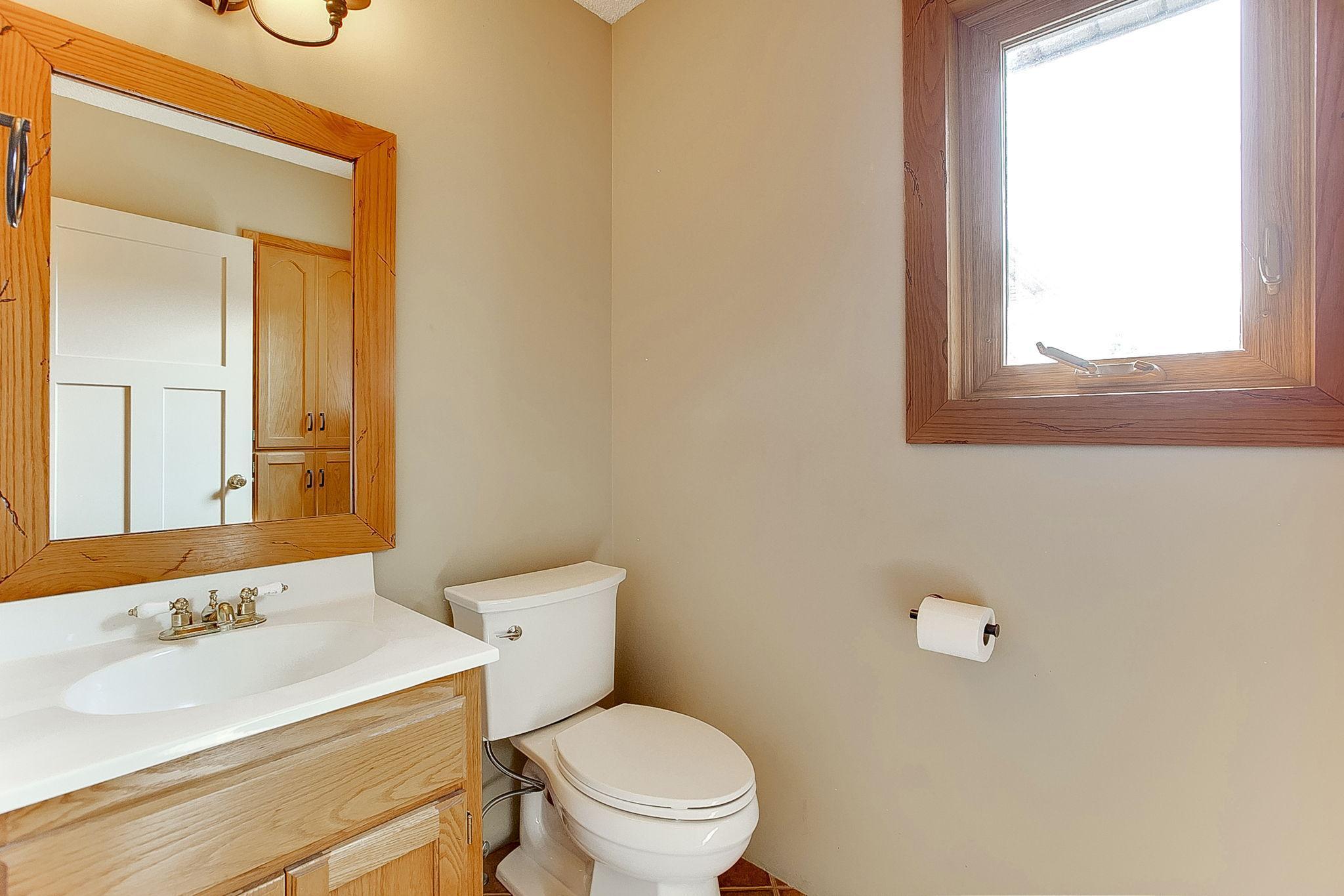 1086 James Avenue NE