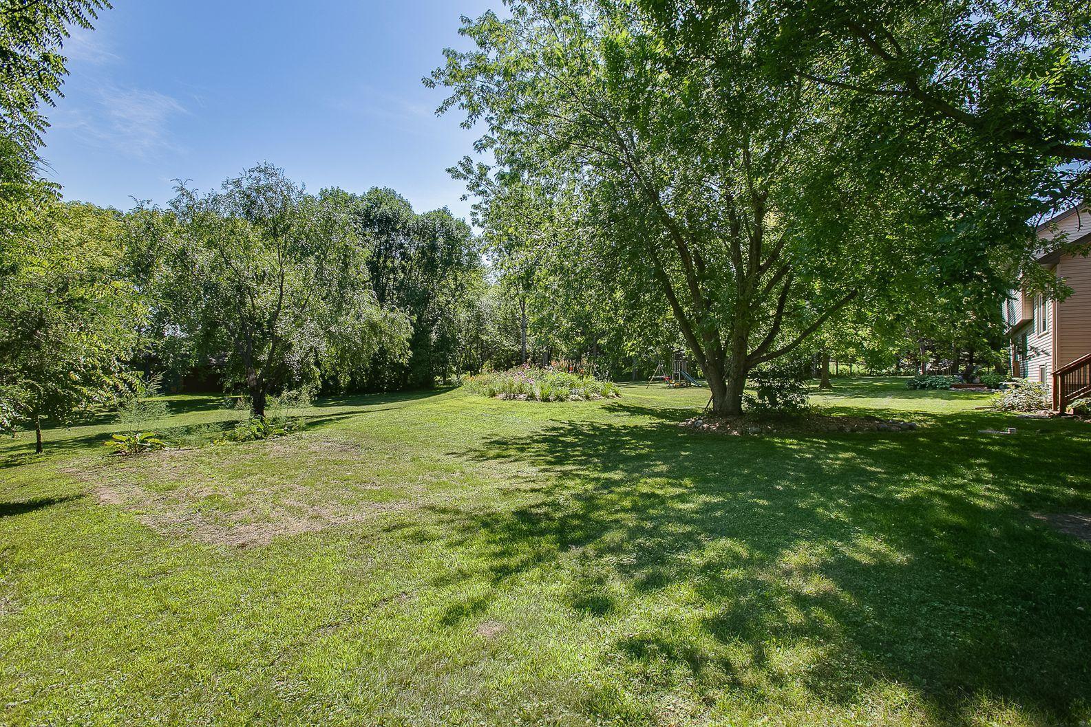 1086 James Avenue NE