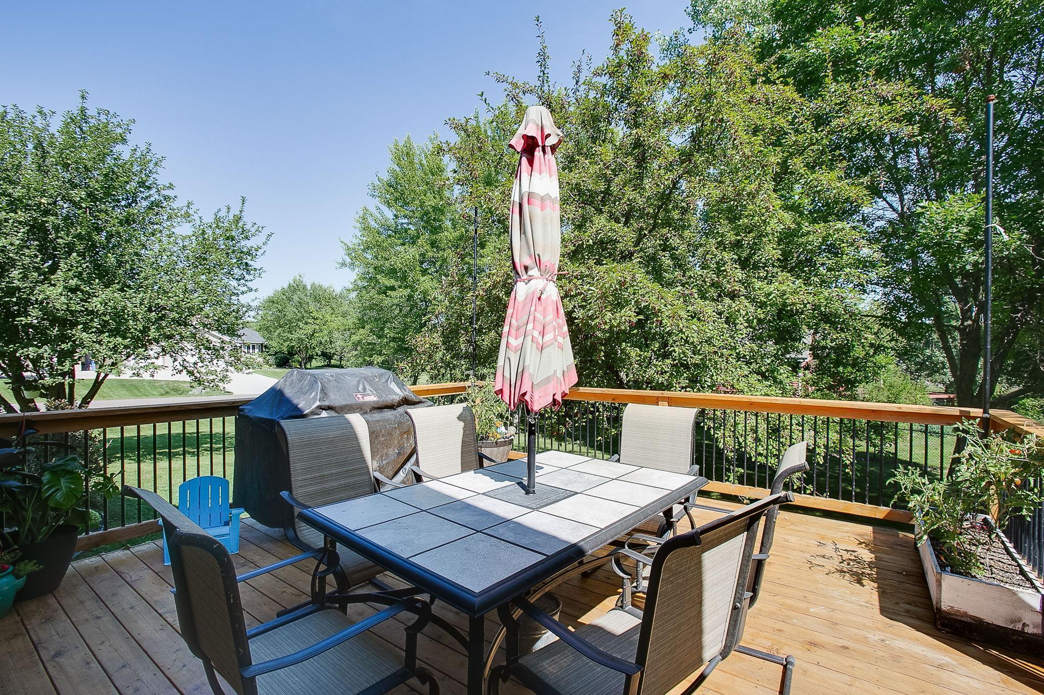 1086 James Avenue NE