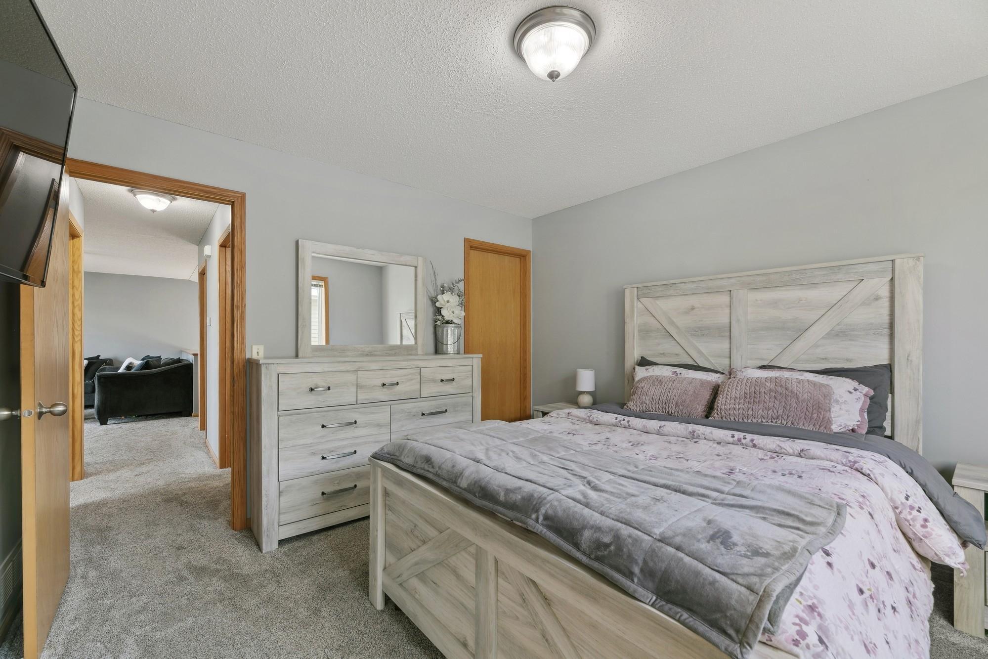 1624 Forest Glen Circle