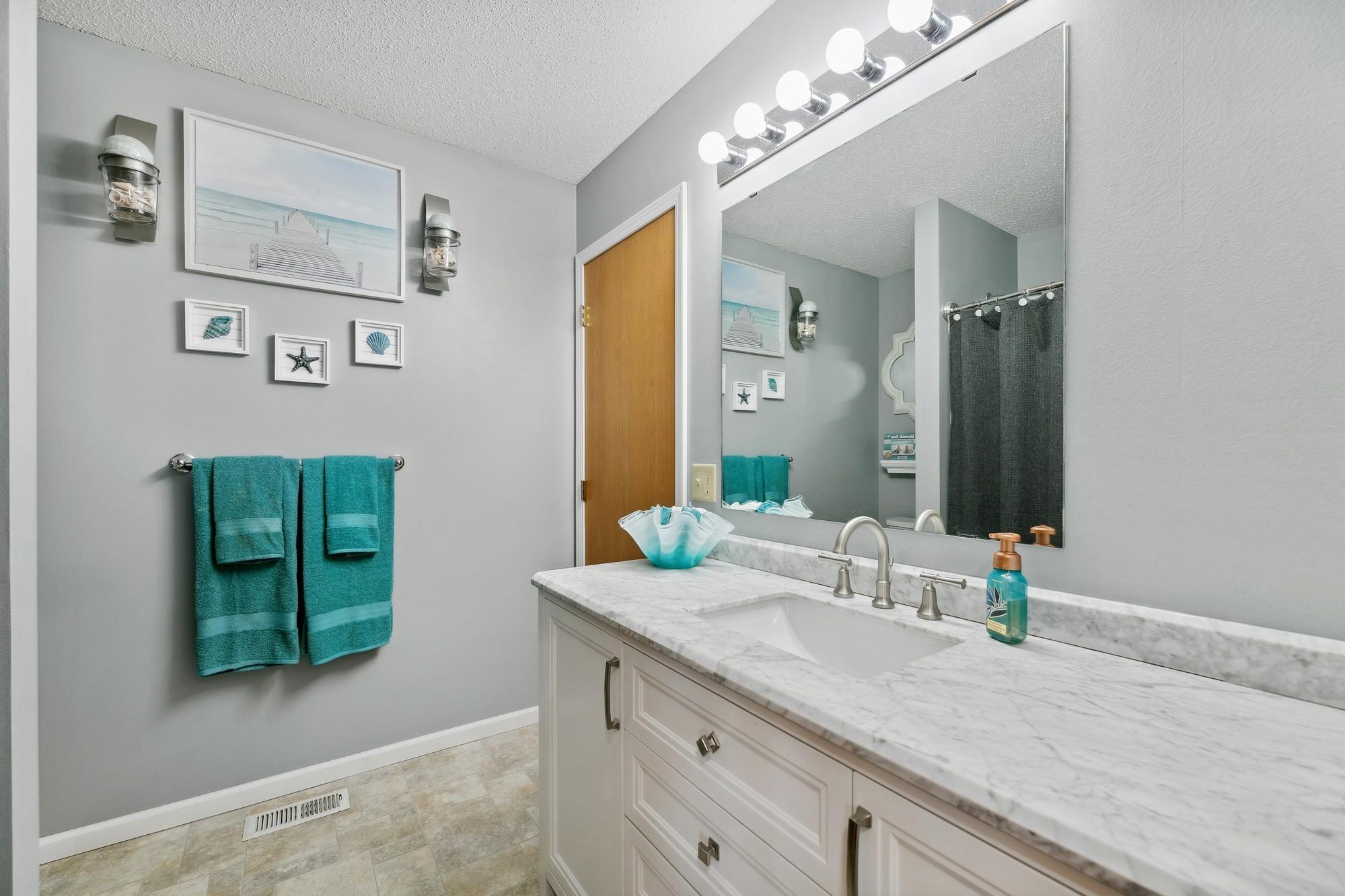 1624 Forest Glen Circle