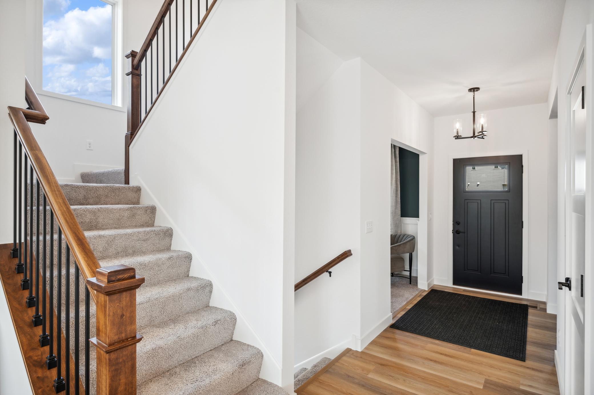11759 5th Street NE
