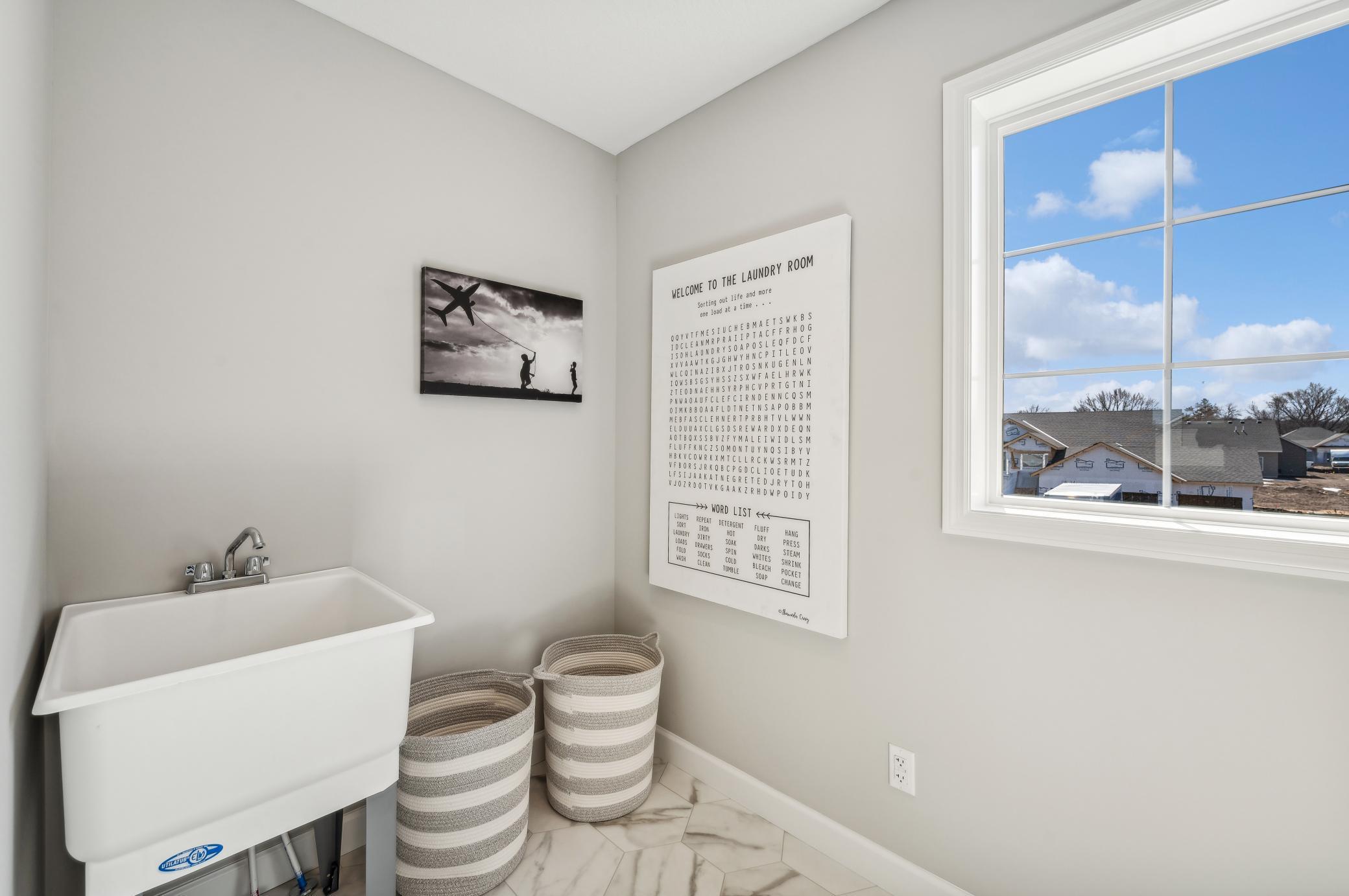 1486 Oak Ridge Street